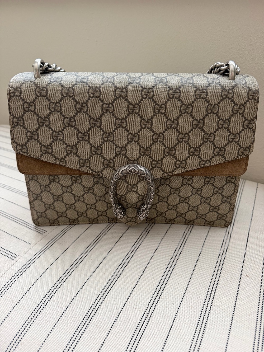Gucci GG Supreme Beige and Brown Dionysus Shoulder Bag Medium